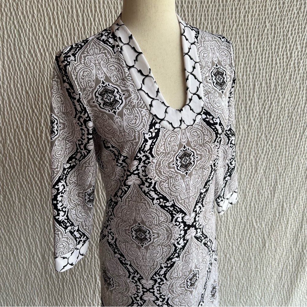 J Mclaughlin Dress XS Black White Gray Nylon Catalina Cloth 3/4 Sleeve